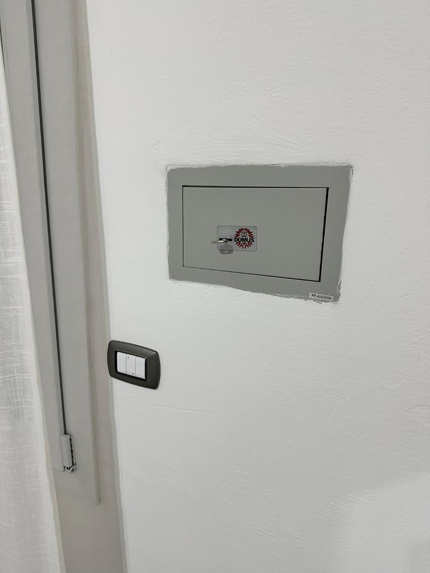 Gemma Suites Whole Apartment Bologna Bagian luar foto